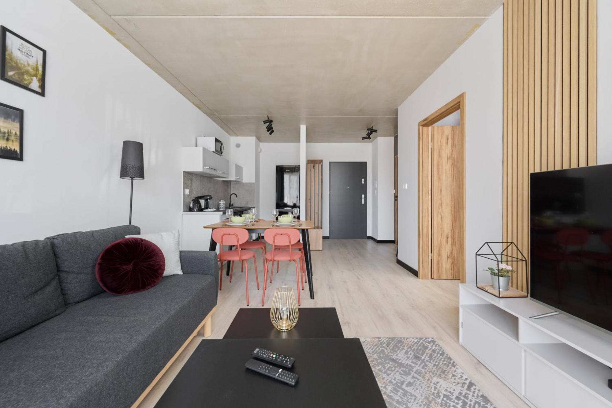 Fresh & Stylish Apartments In Poznan With Parking & Balcony By Noclegi Renters Ngoại thất bức ảnh