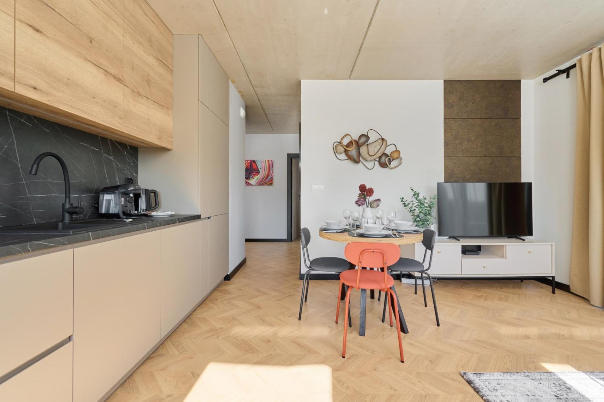 Fresh & Stylish Apartments In Poznan With Parking & Balcony By Noclegi Renters Ngoại thất bức ảnh